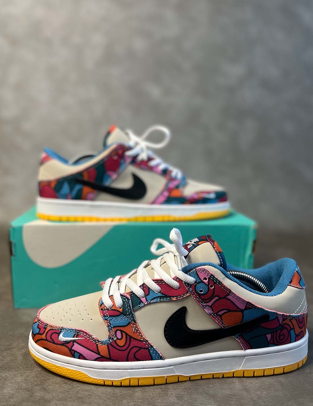 Nike SB Dunk Low x Parra