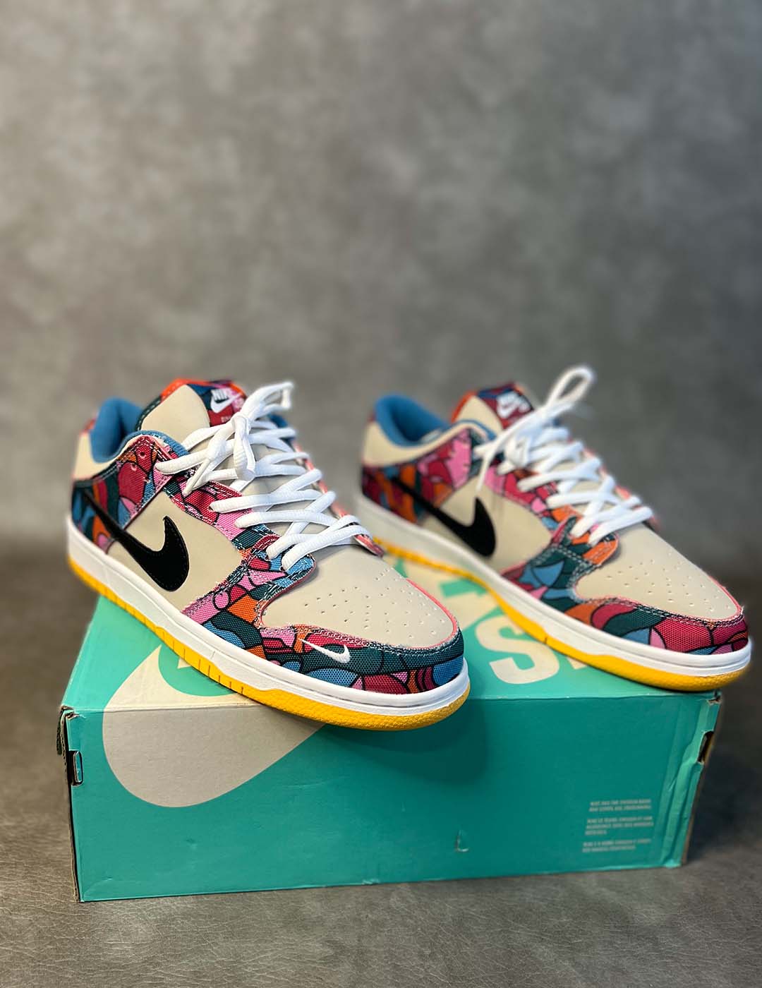 Nike SB Dunk Low x Parra