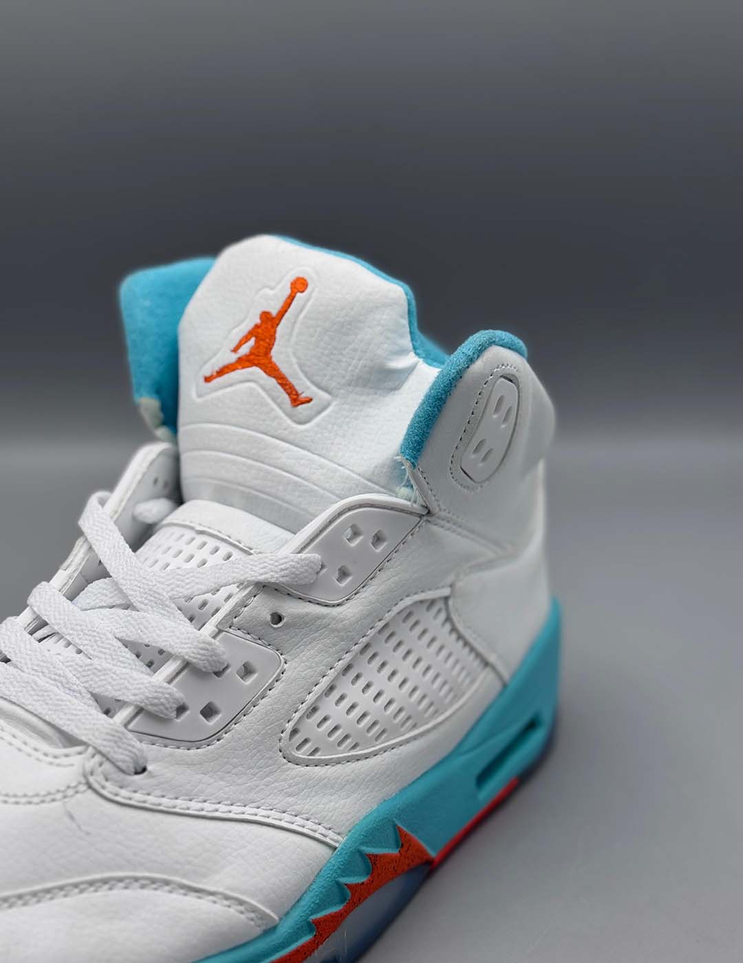 Air Jordan 5 Retro "Light Aqua"