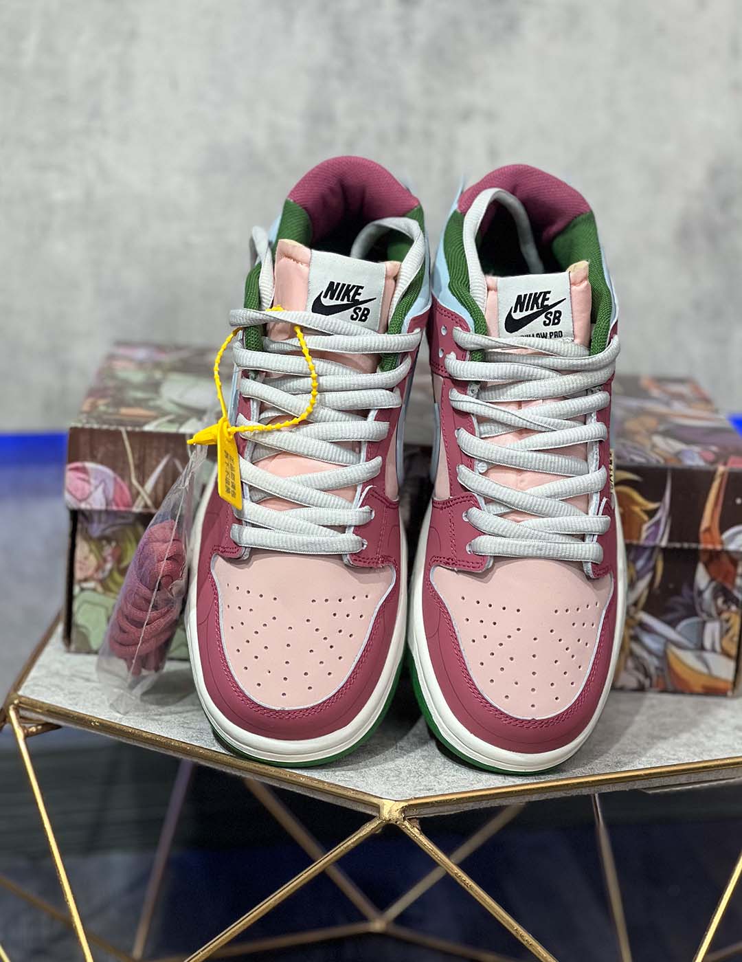 Nike SB Dunk Low Saint
