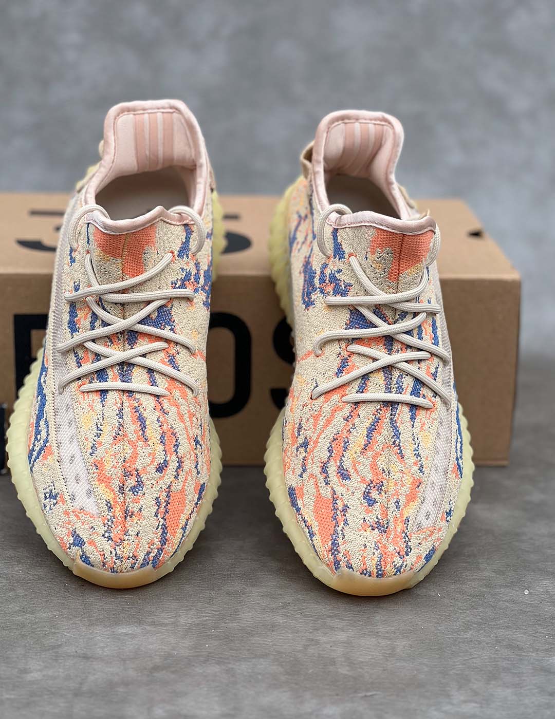 Yeezy Boost 350 V2