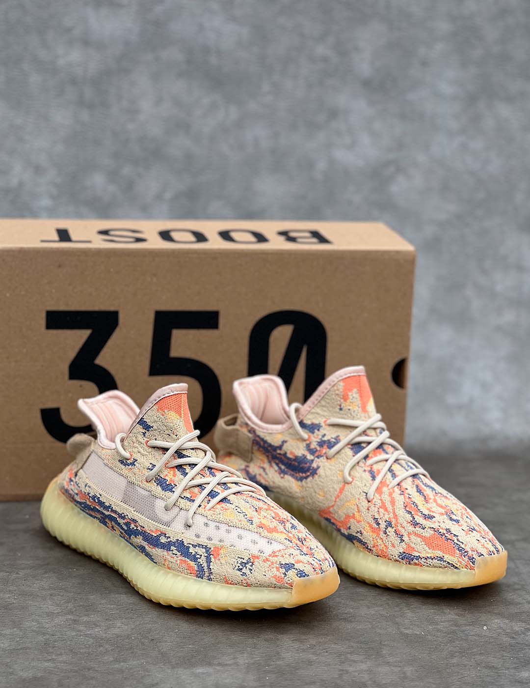 Yeezy Boost 350 V2
