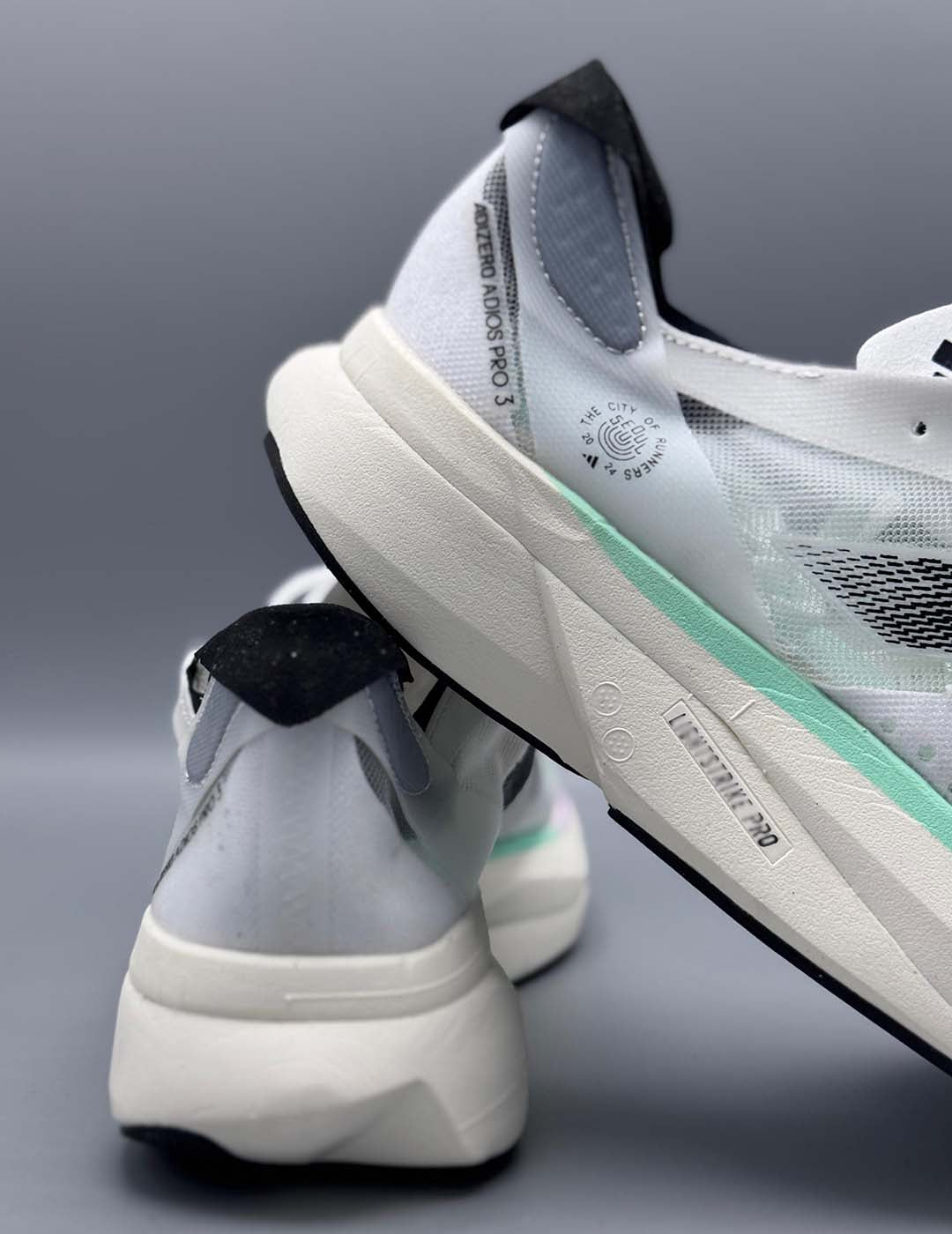 Adizero Boston 10
