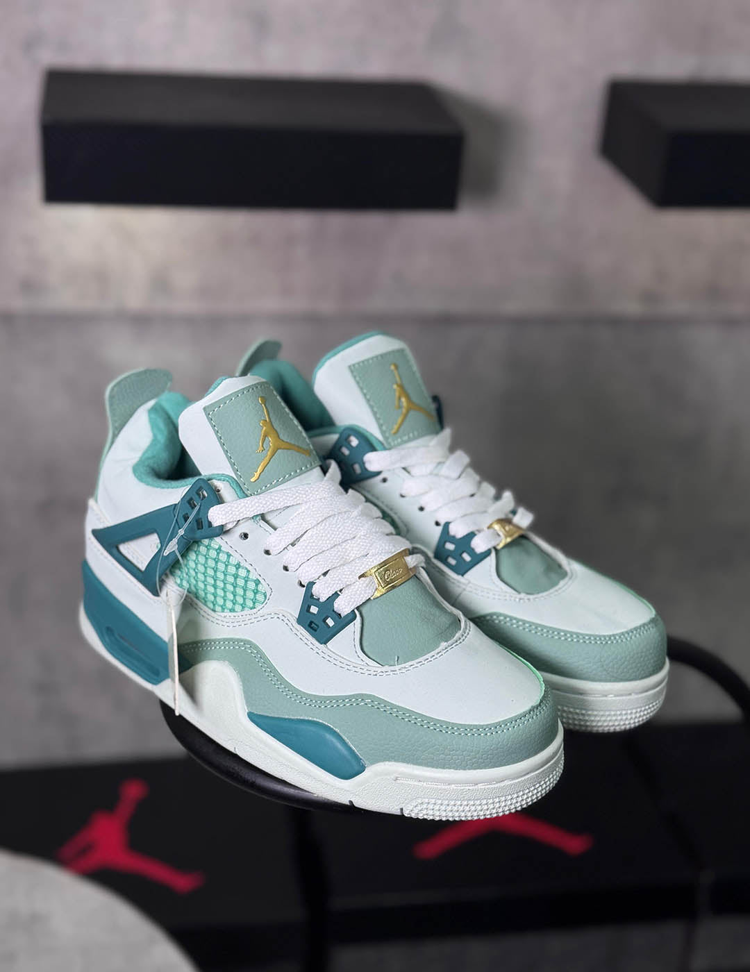 Jordan Retro 4