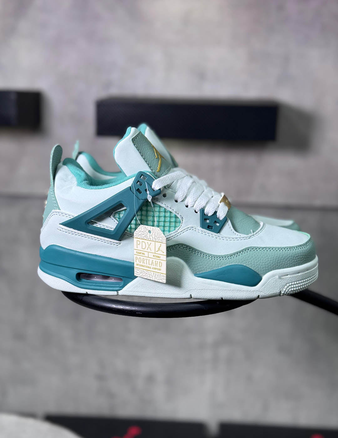 Jordan Retro 4