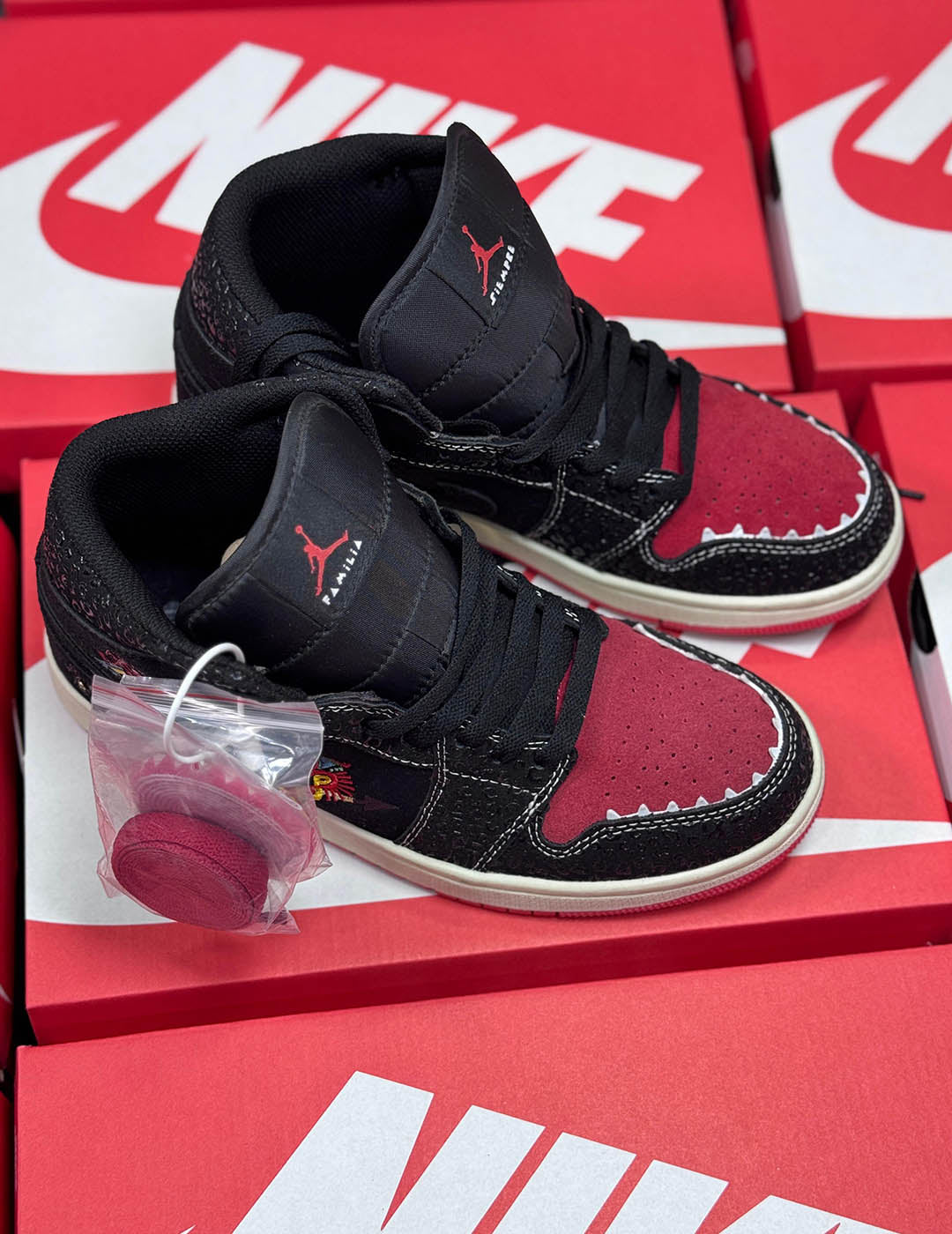 Nike Air Jordan 1 Retro Día de los Muertos