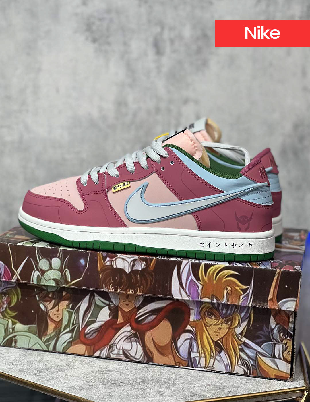 Nike SB Dunk Low Saint