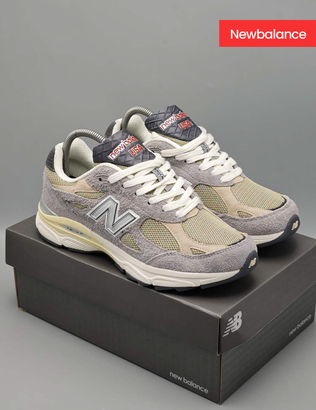 New Balance 990v3