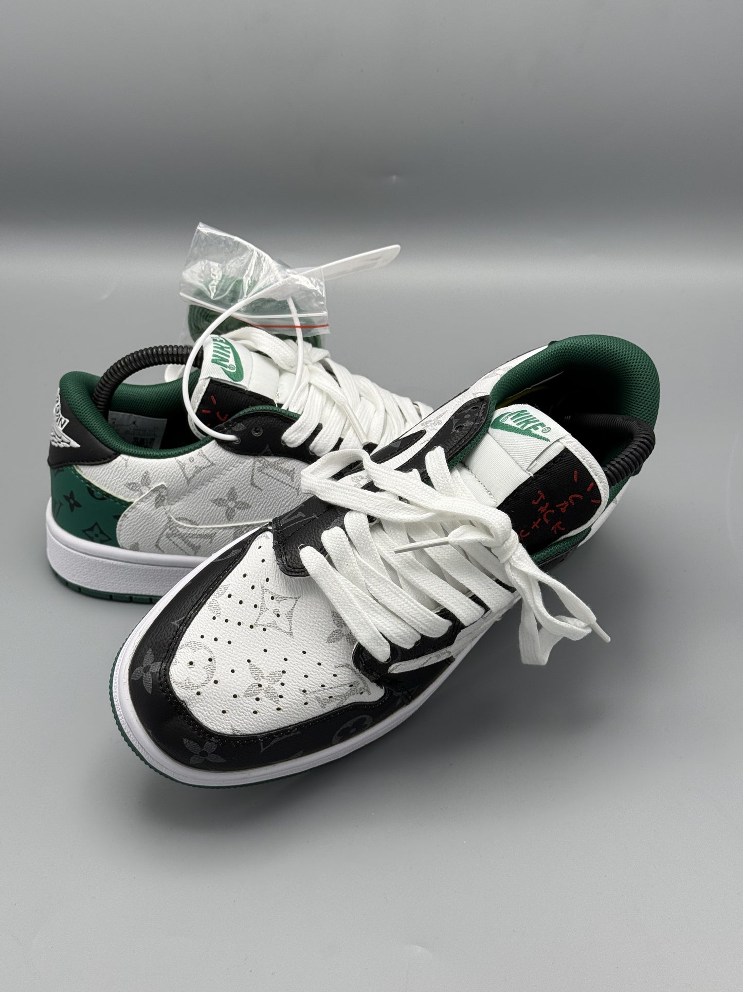 Air Jordan 1 Low Louis Vuitton