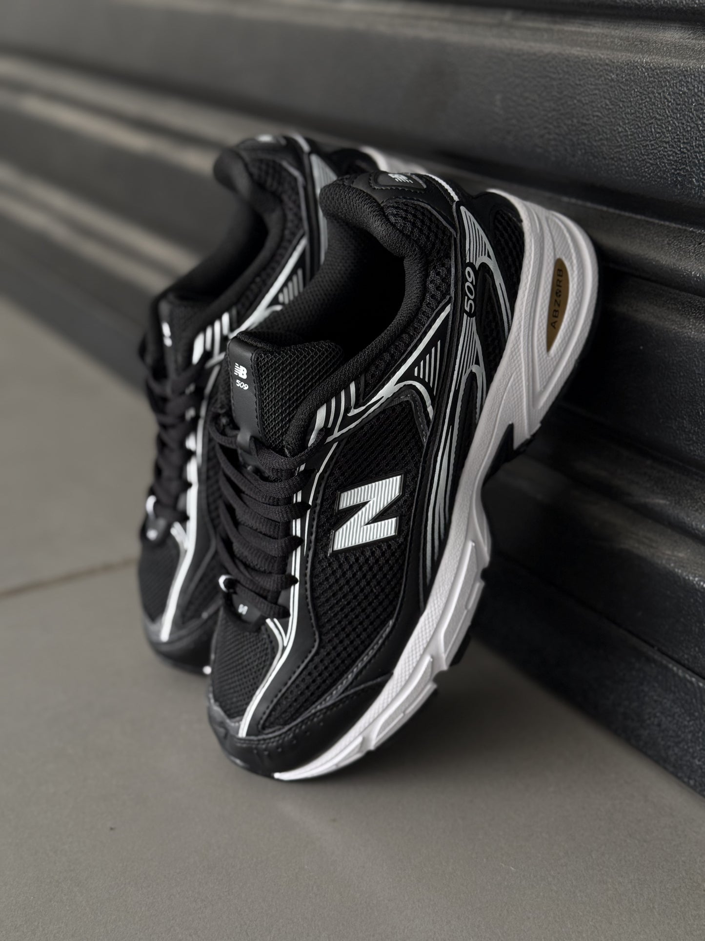 🚀 New Balance 509 Black – Estilo runner que impone respeto