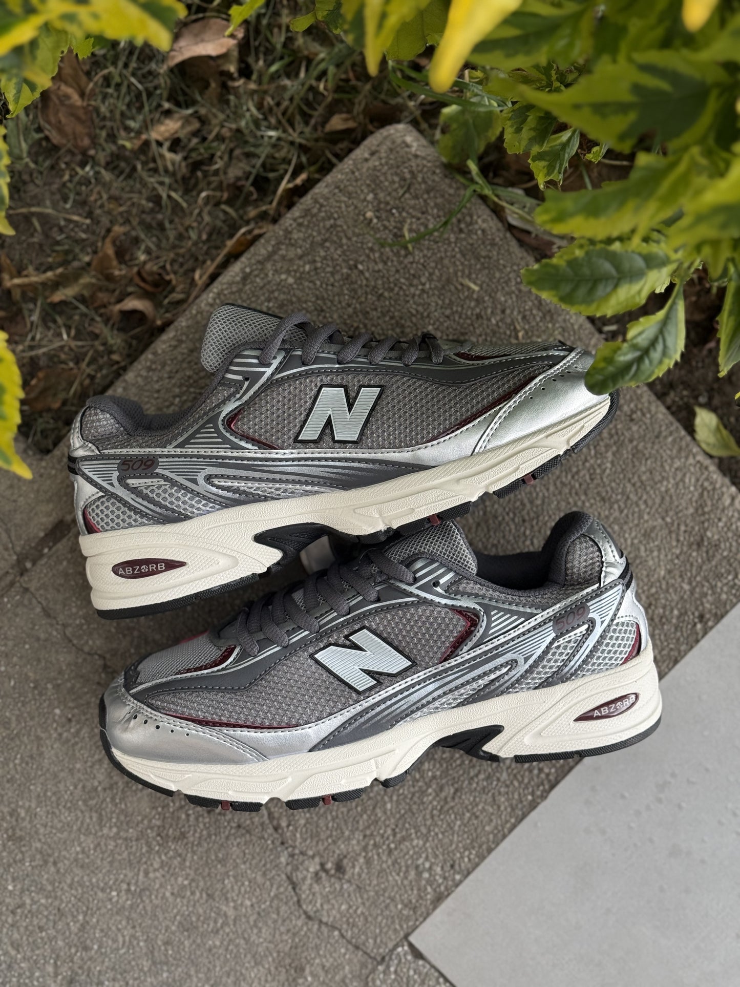 New Balance 509 Gris/Plata