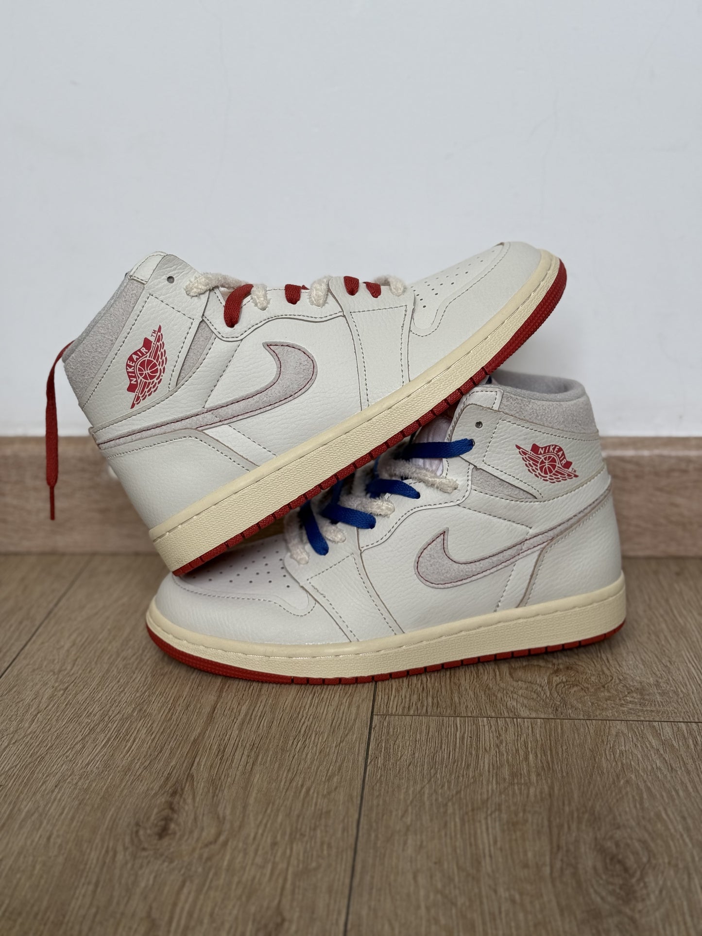 Air Jordan 1 Retro High Latte Red Stitch