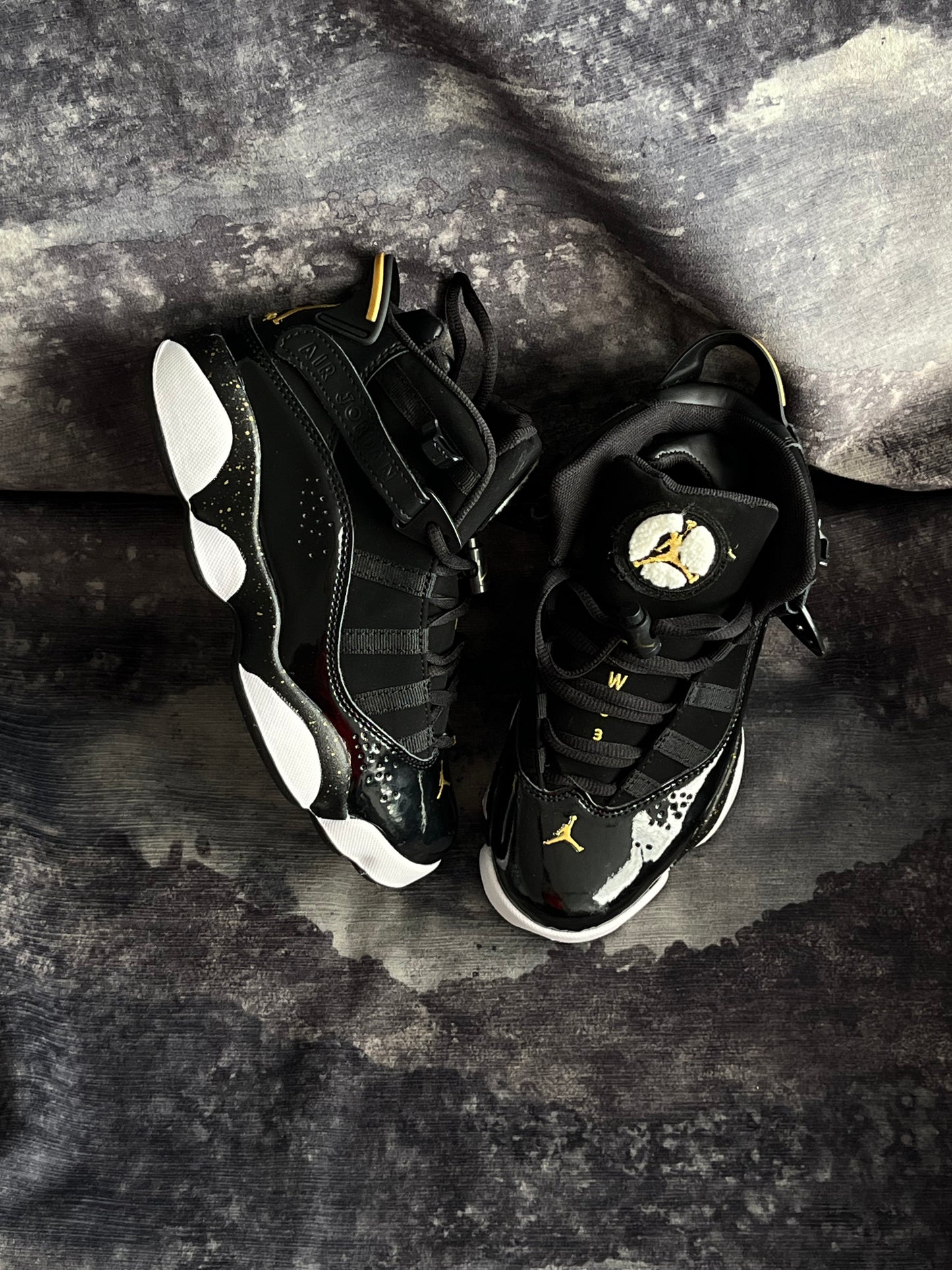Nike Air Jordan 6 Rings Black Metallic Gold