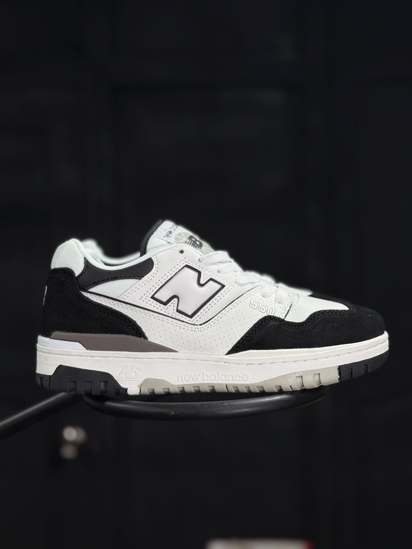 New Balance 550