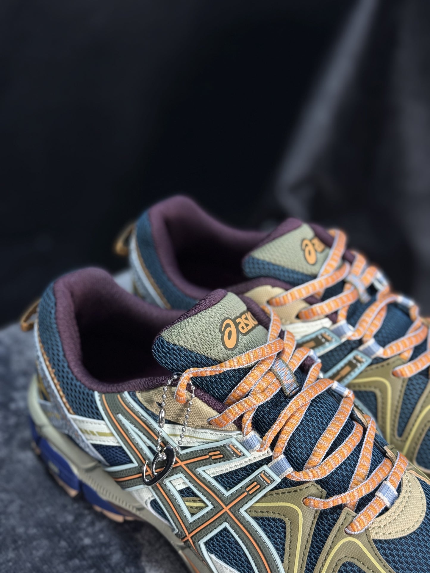 ASICS.