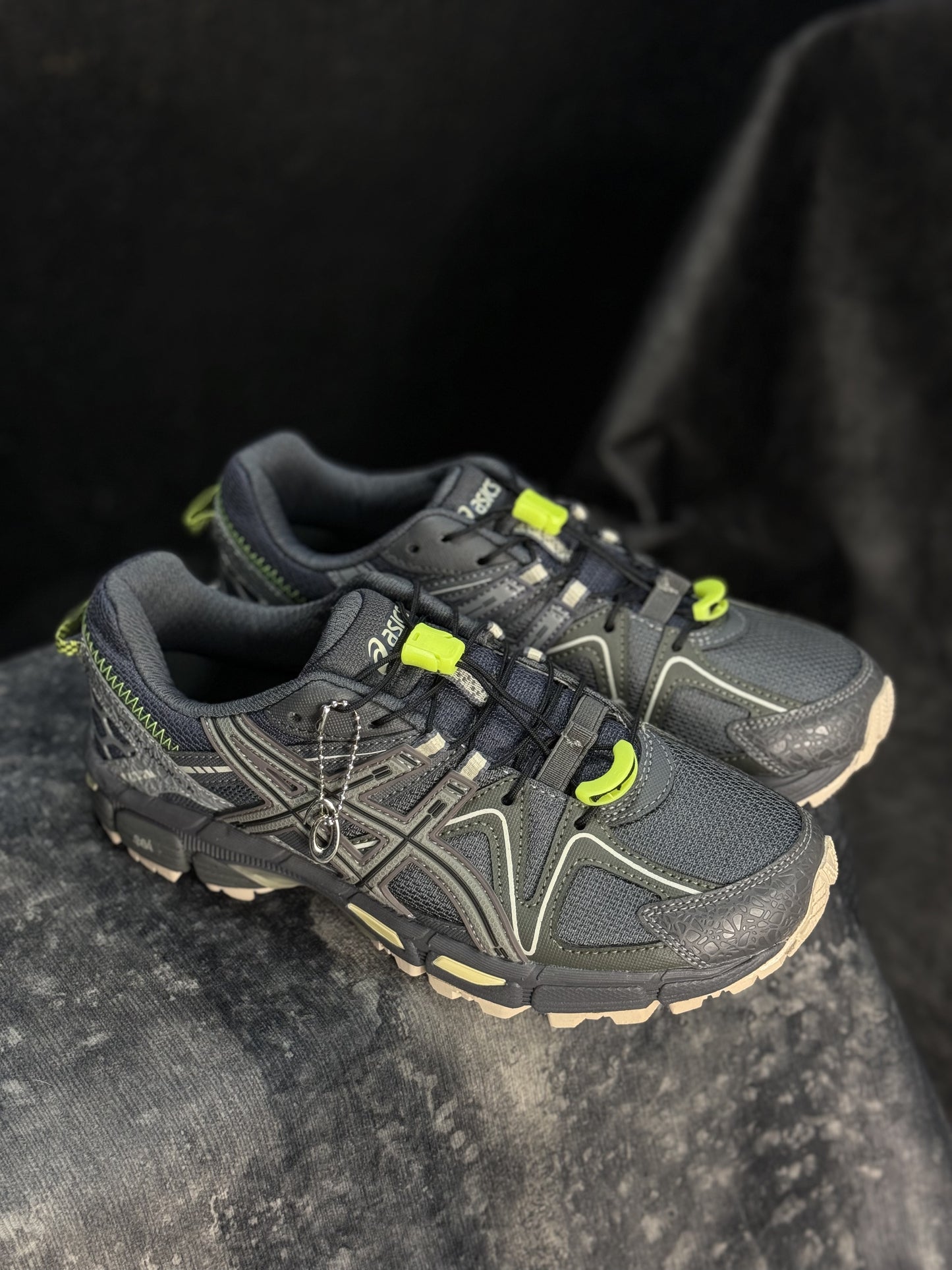 ASICS GEL-1090V2 o ASICS GEL-Sonoma 15-50.