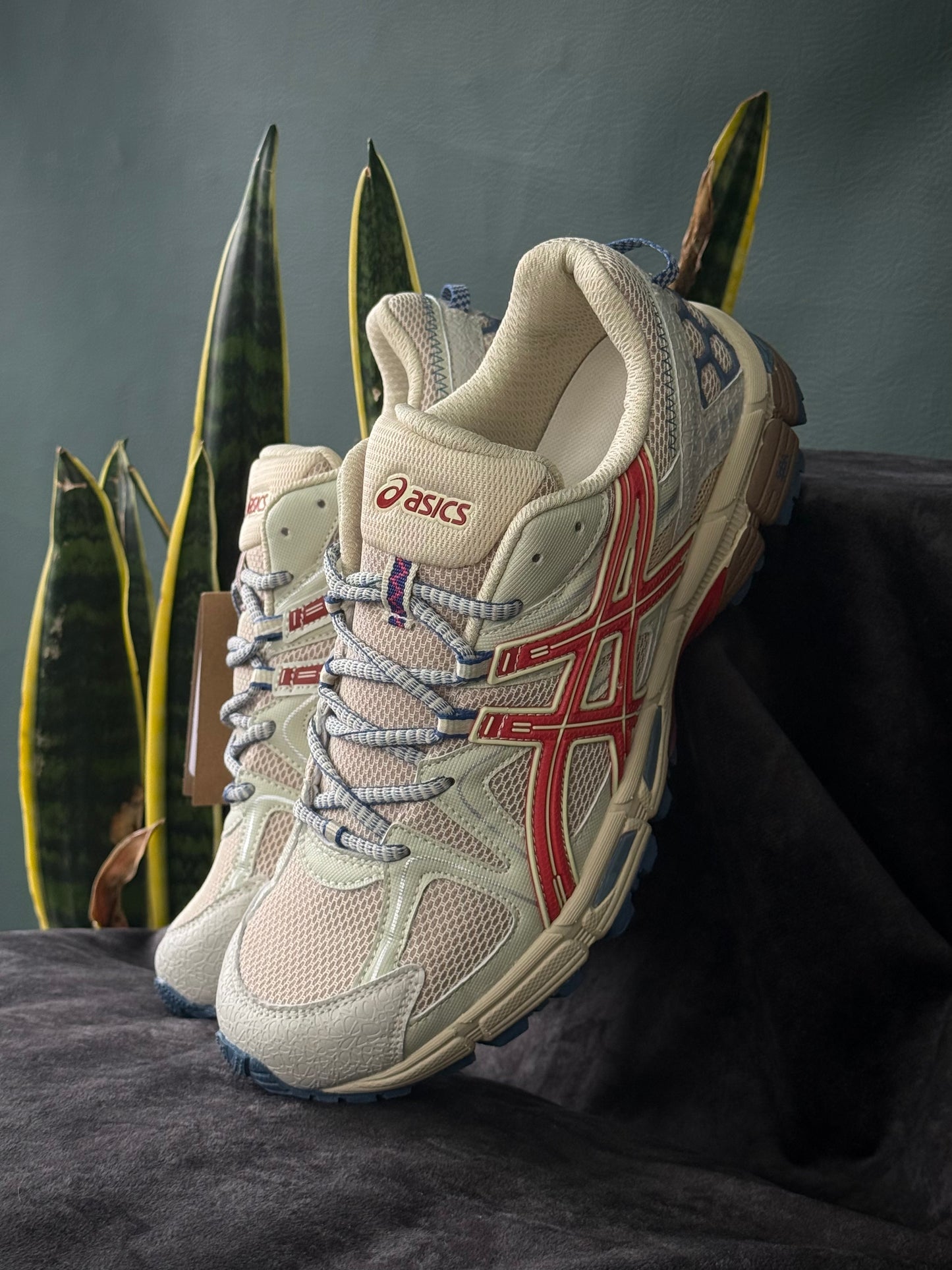 ASICS Gel-Kahana 8 Light Brown Red