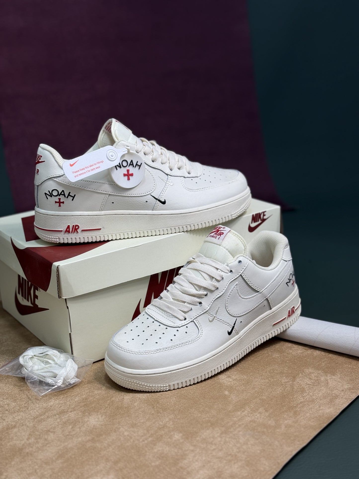 Nike Air Force 1 personalizadas con detalles “NOAH+