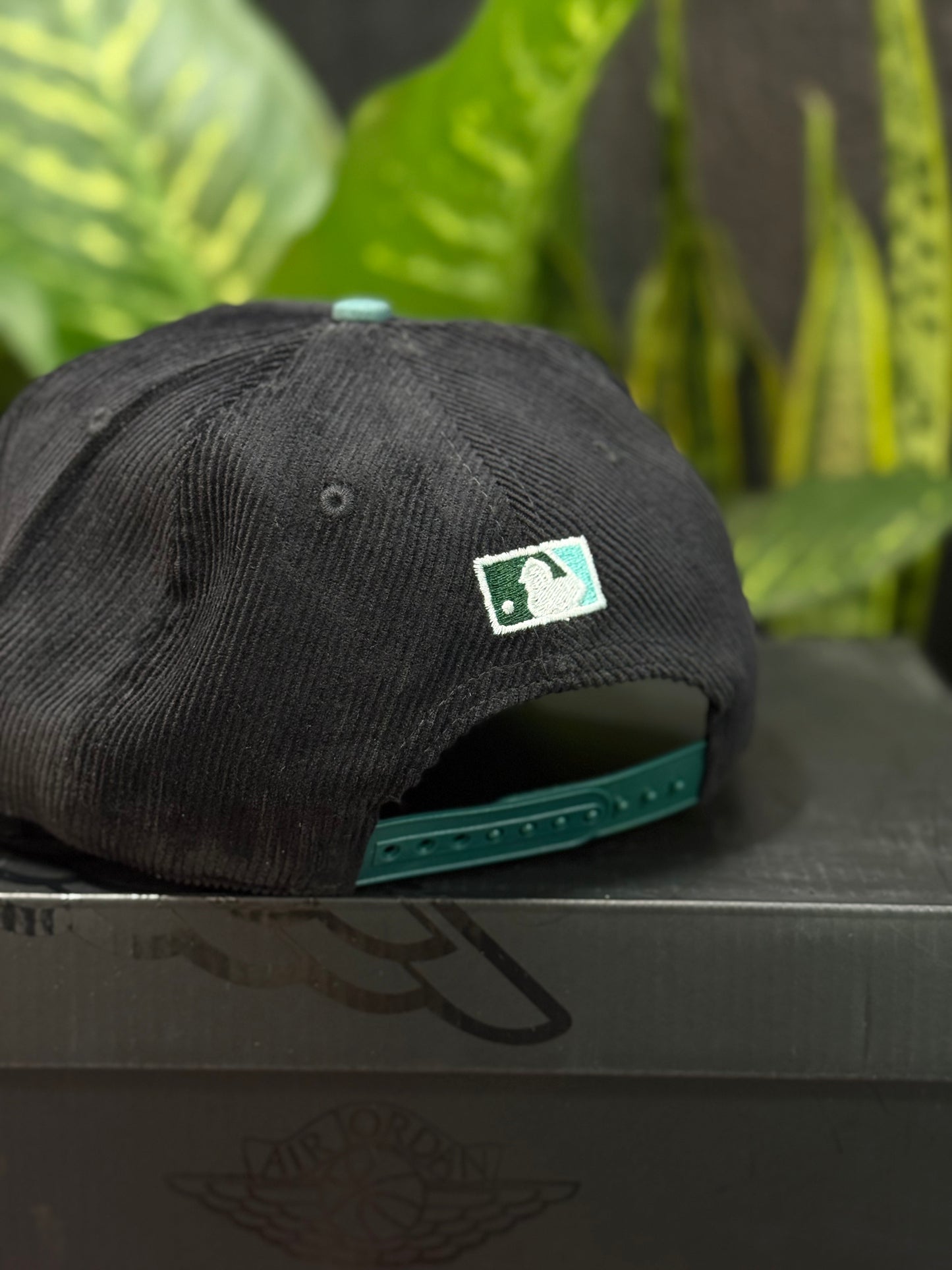 New Era 9FIFTY Snapback – Boston Red Sox “Teal Green” Side Patch Edition