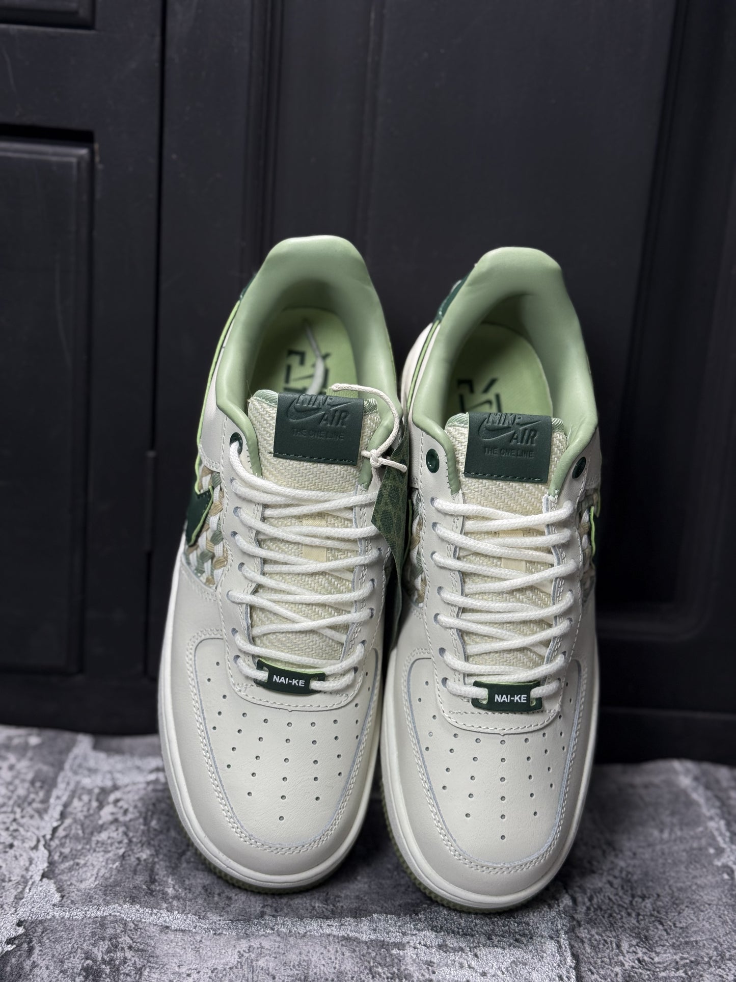 Nike Air Force 1