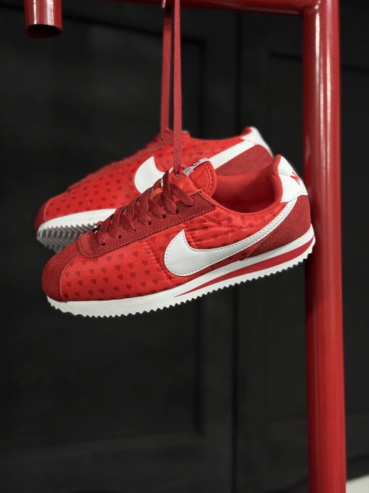 Nike Cortez San Valentin