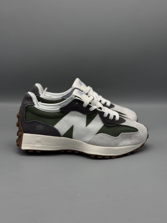 New Balance 327