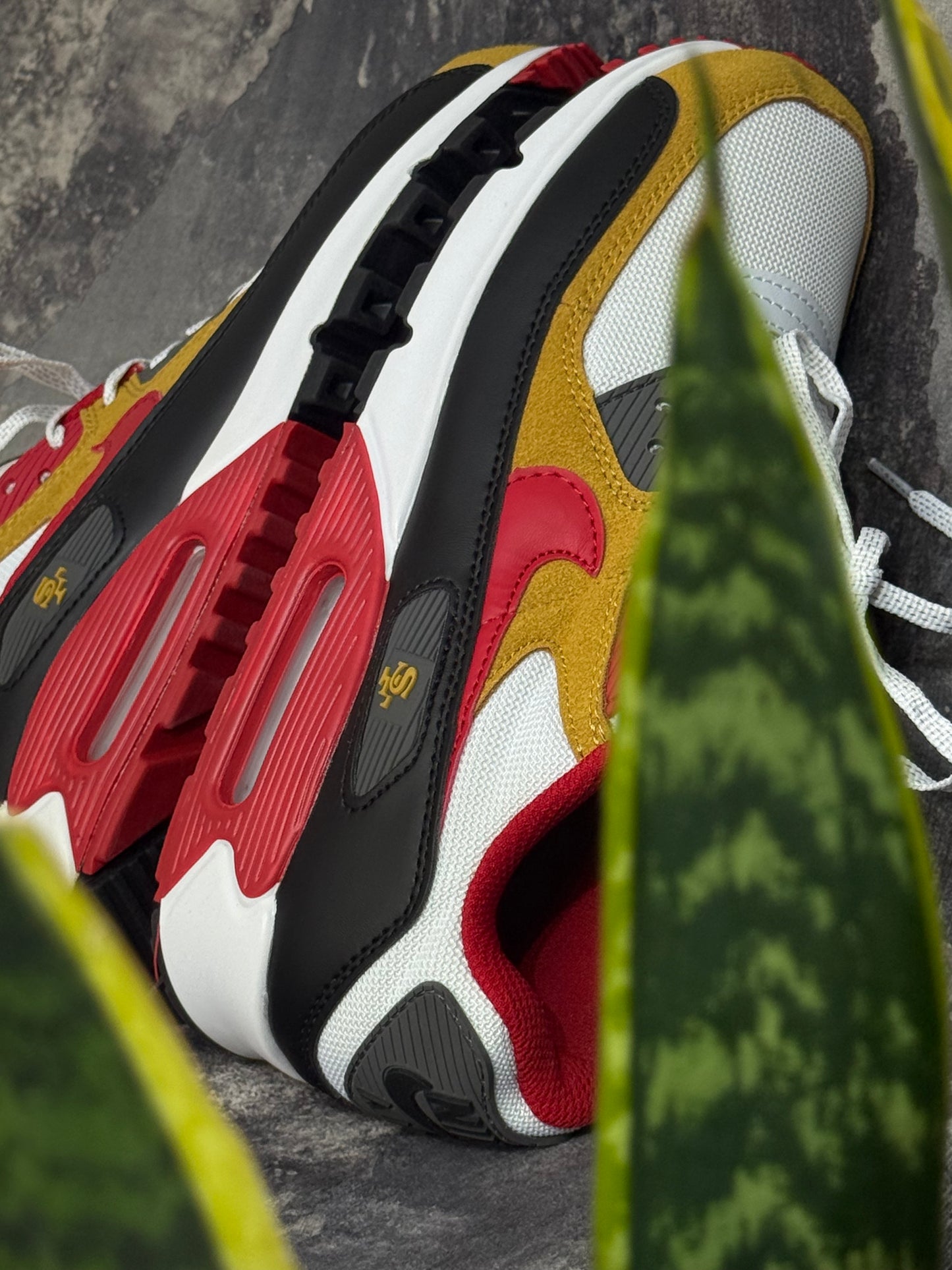 Nike Air Max 90 "San Francisco 49ers"