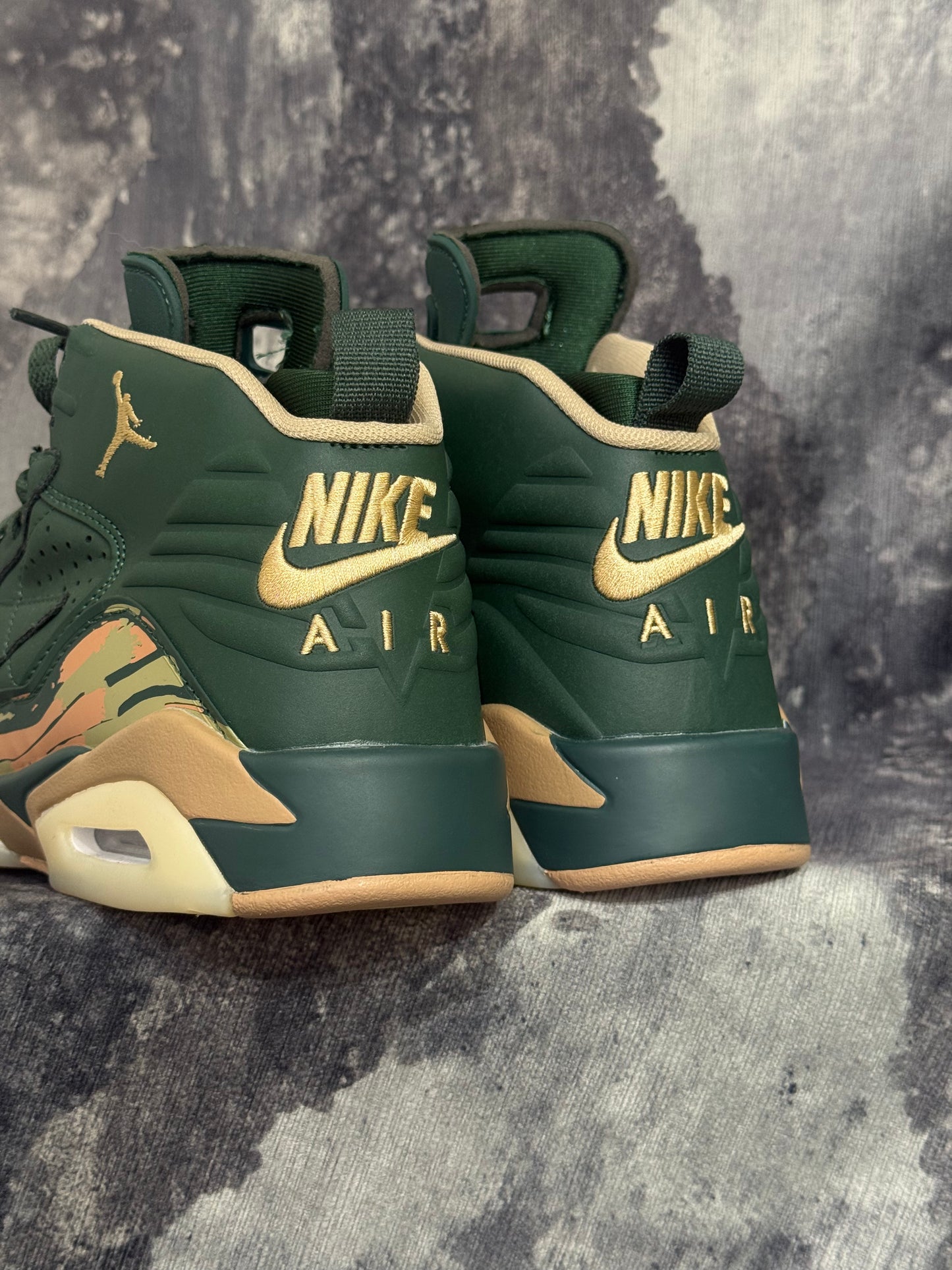 Jordan MVP “Galactic Jade”.