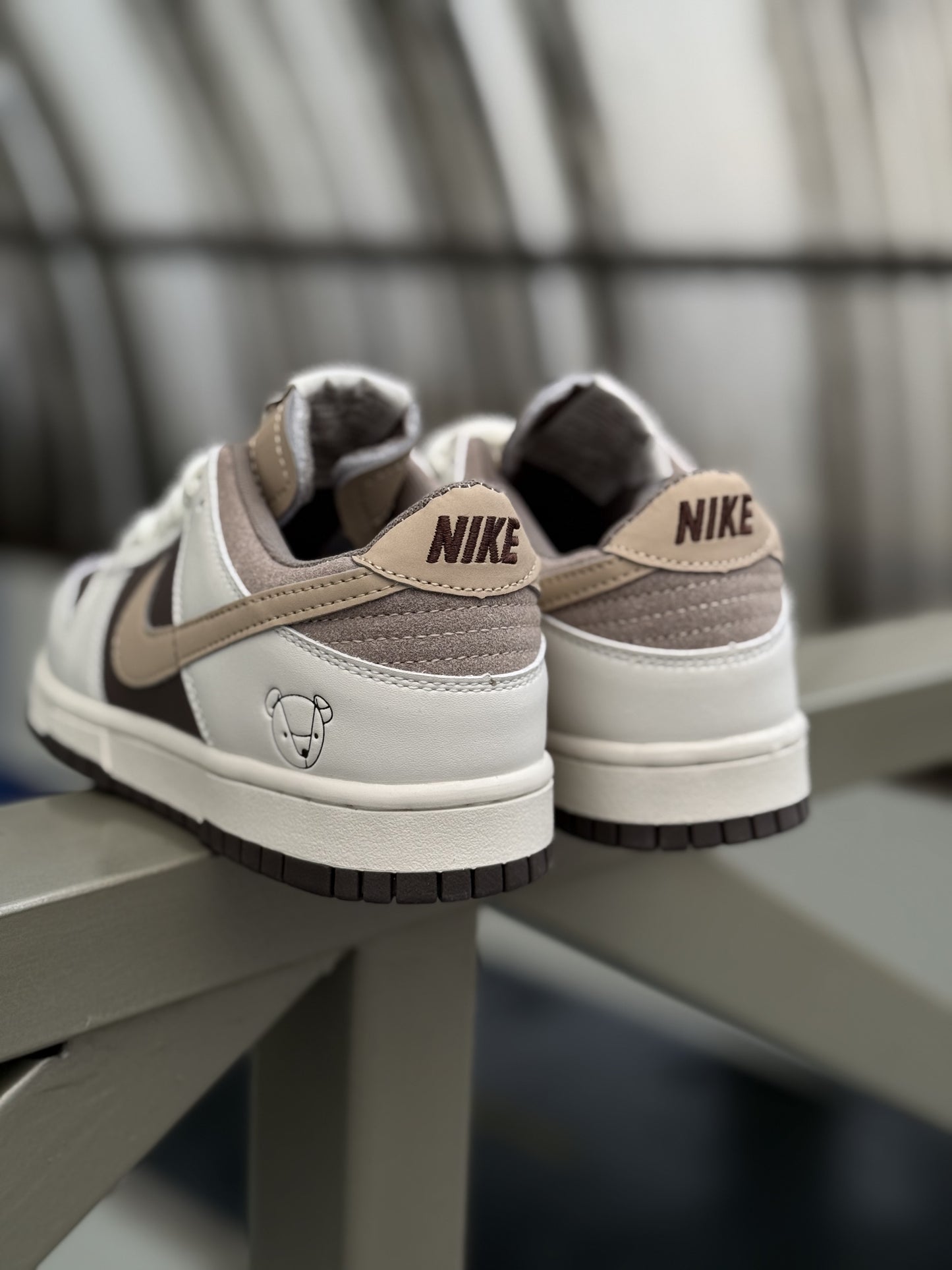 Nike SB Dunk Low "Osito"