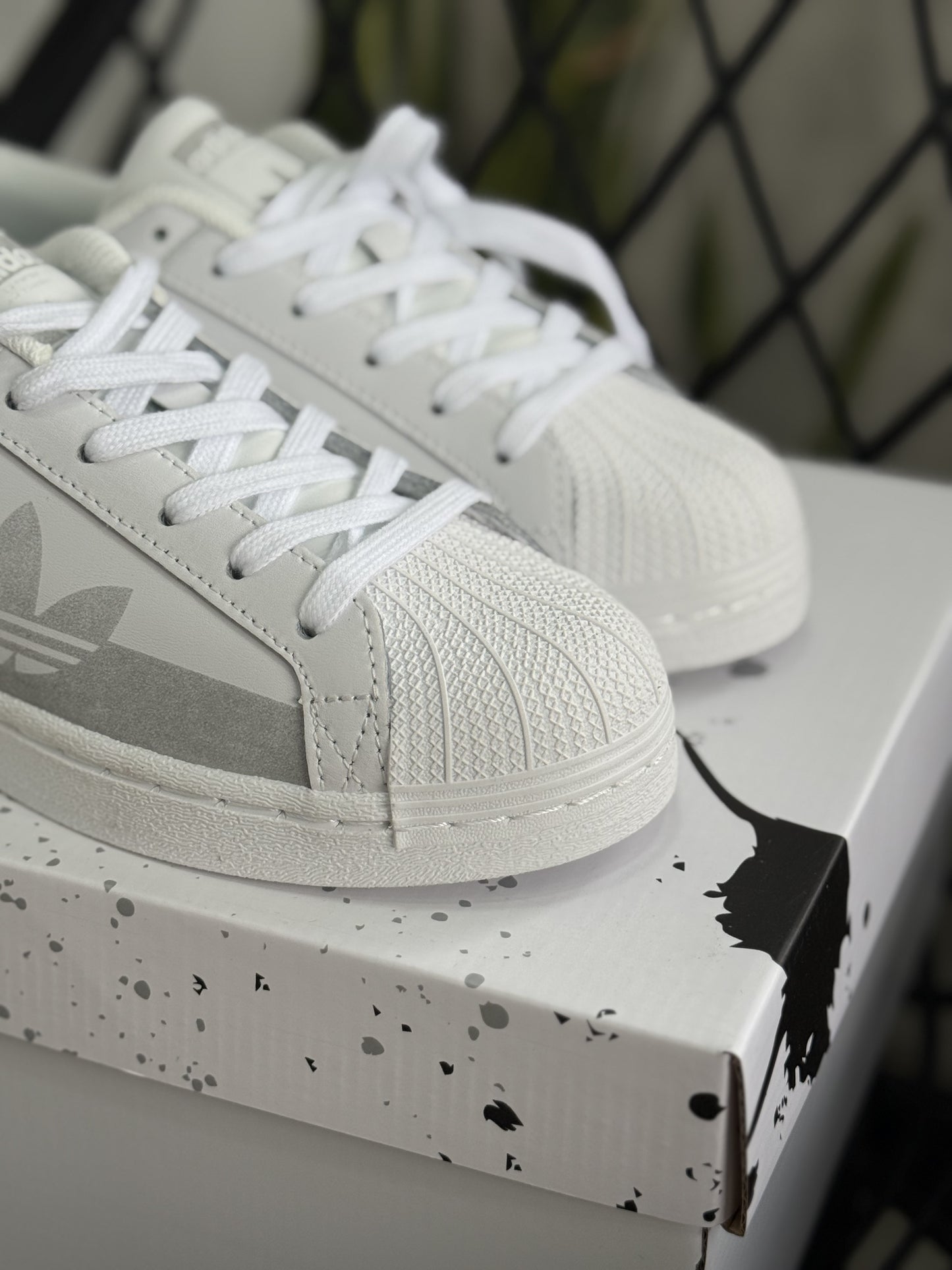 Adidas SuperStar TripleWhite