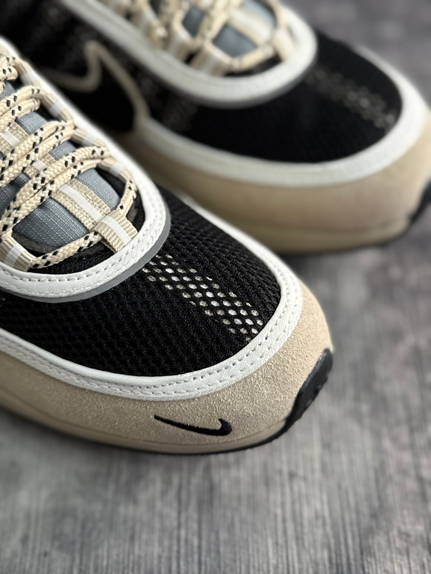 Air Zoom Spiridon x UNDEFEATED 'Phantom'