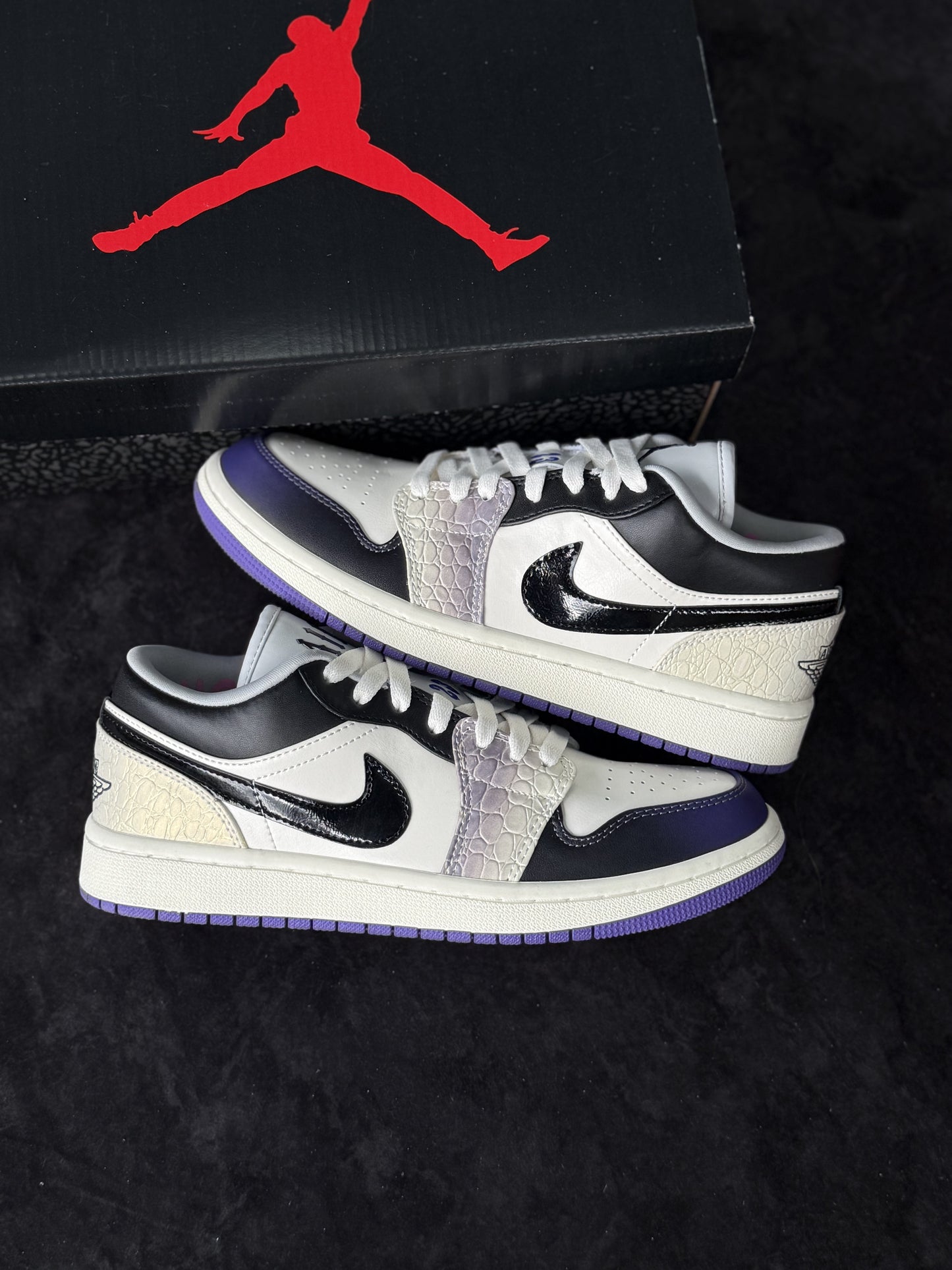 Jordan 1 Low SE Punk Rock