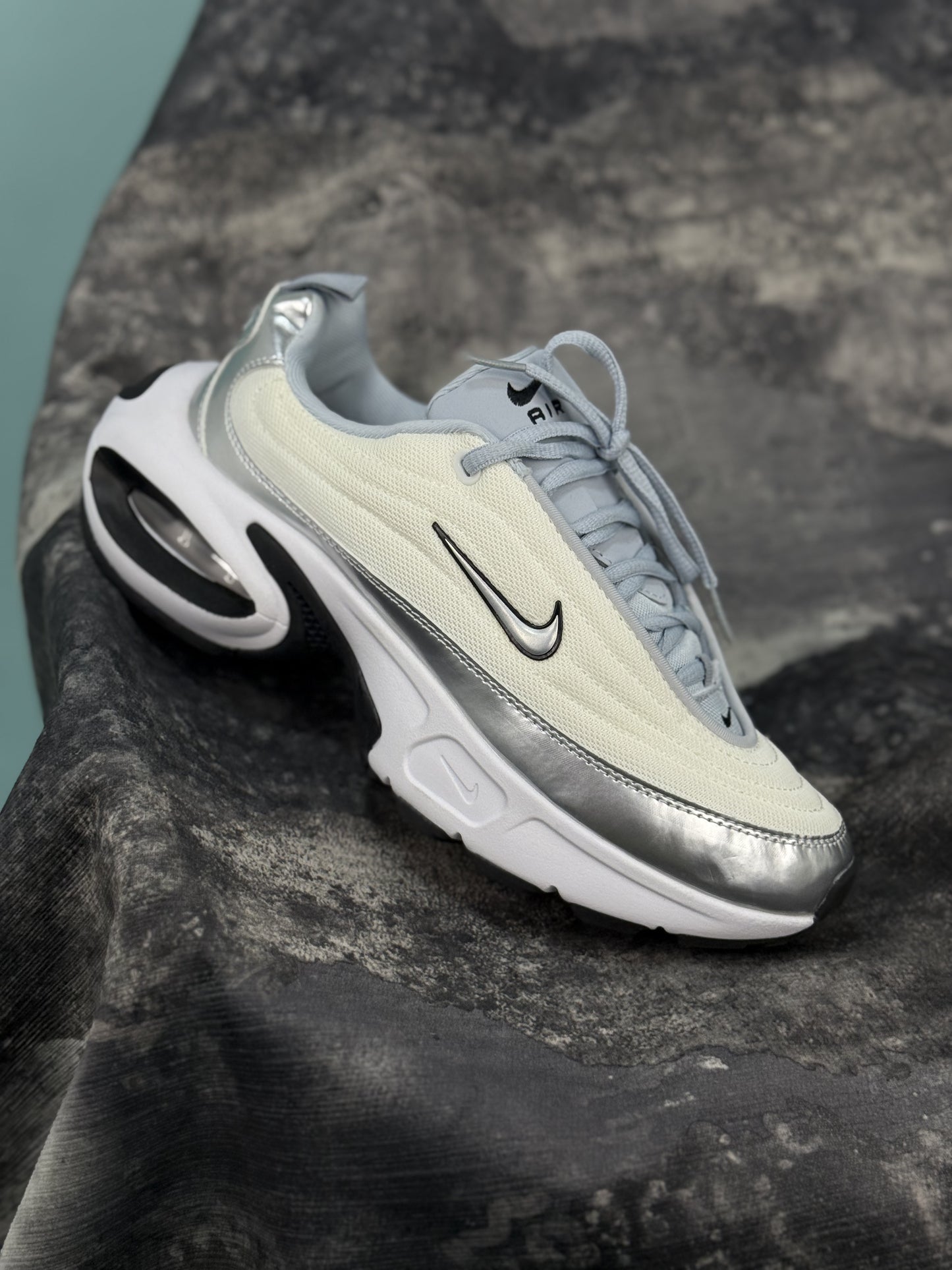 Nike Air Max Deluxe