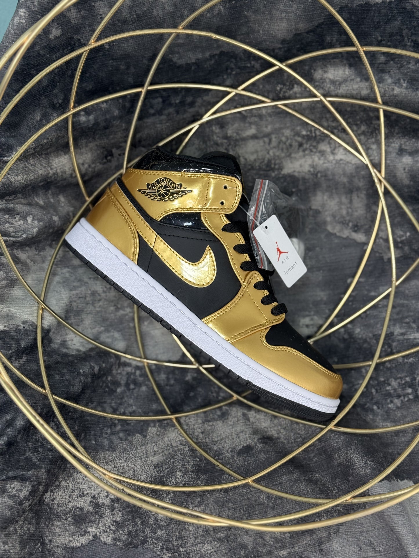 Air Jordan 1 Mid
