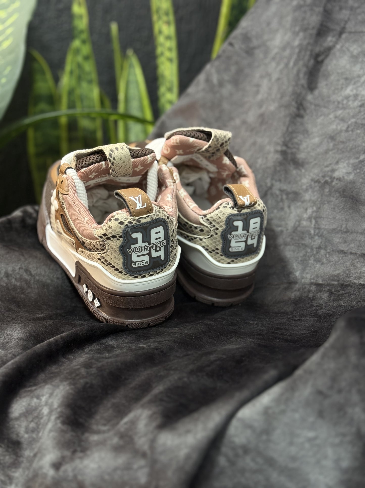 Zapatilla de Skate Louis Vuitton LV -Cafes