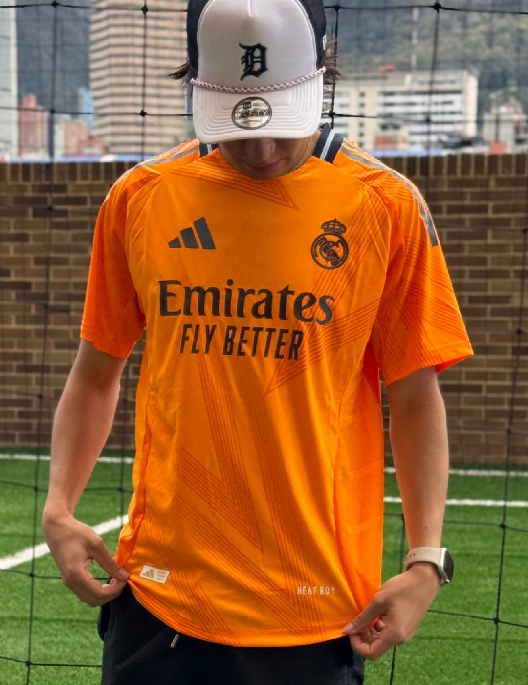 Camiseta Retro de Colección Visitante Real Madrid 24/25