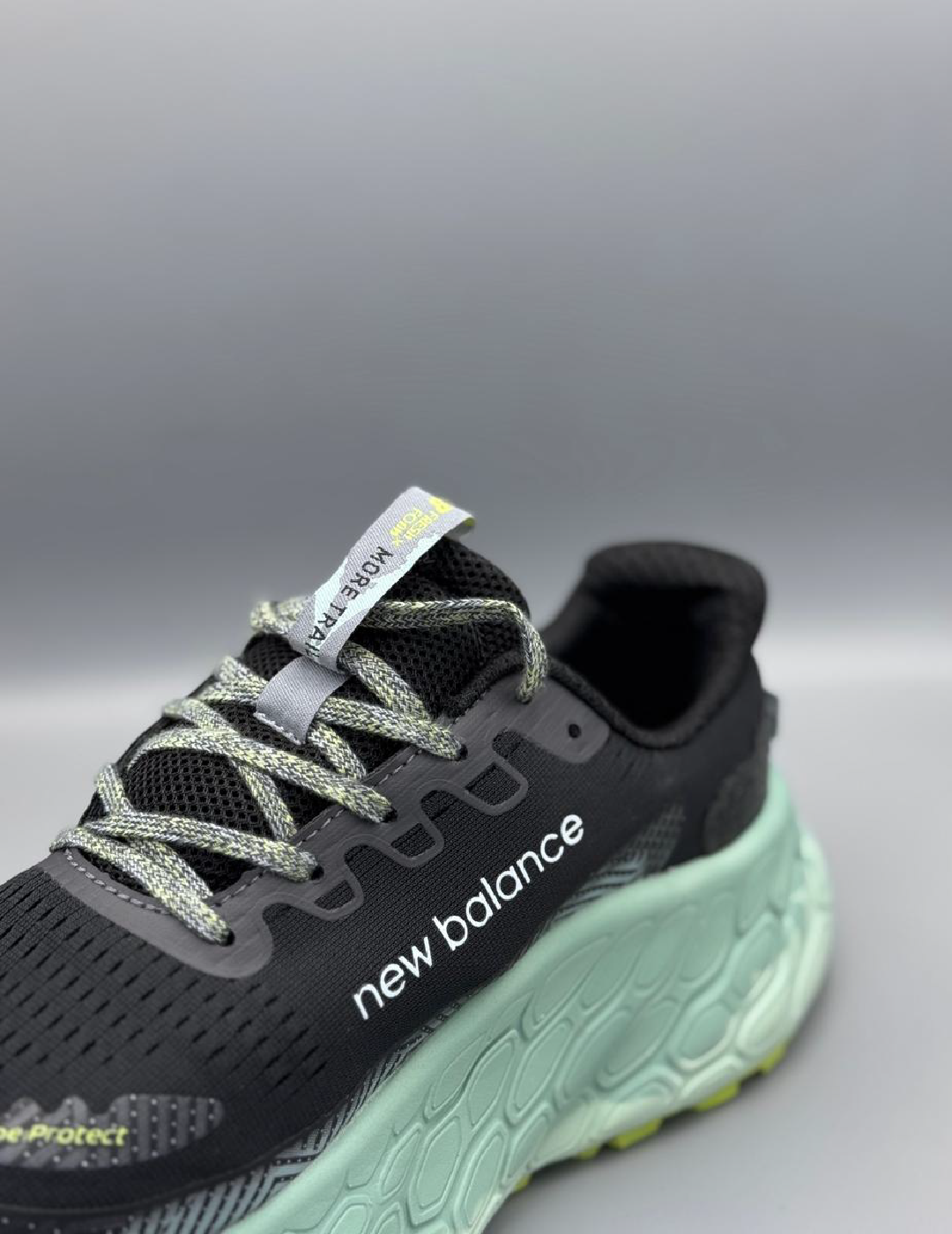 New Balance Fresh Foam X More Trail V3
