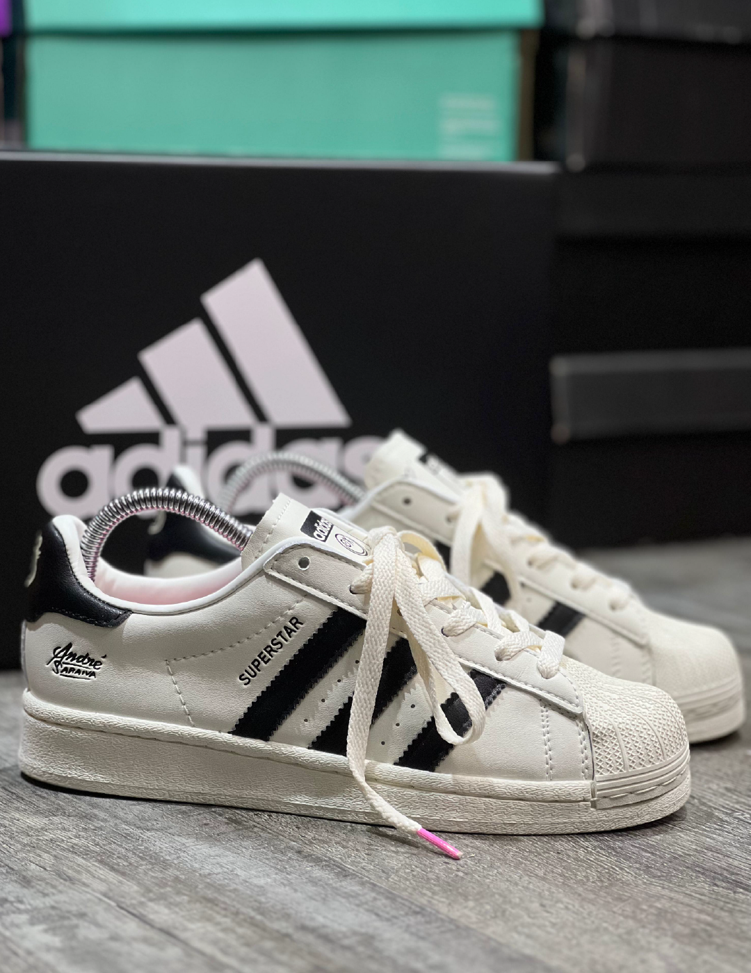 Adidas Súper Star Saraiva