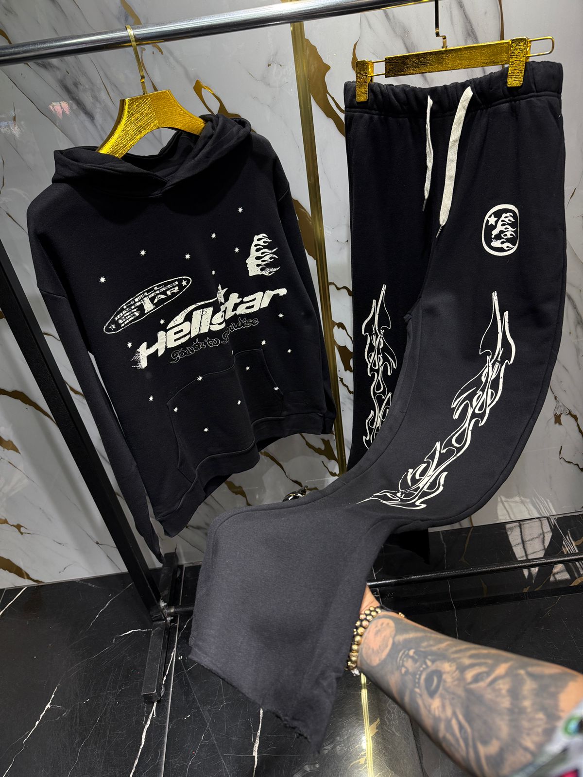 set de sudadera y pantalón deportivo negro