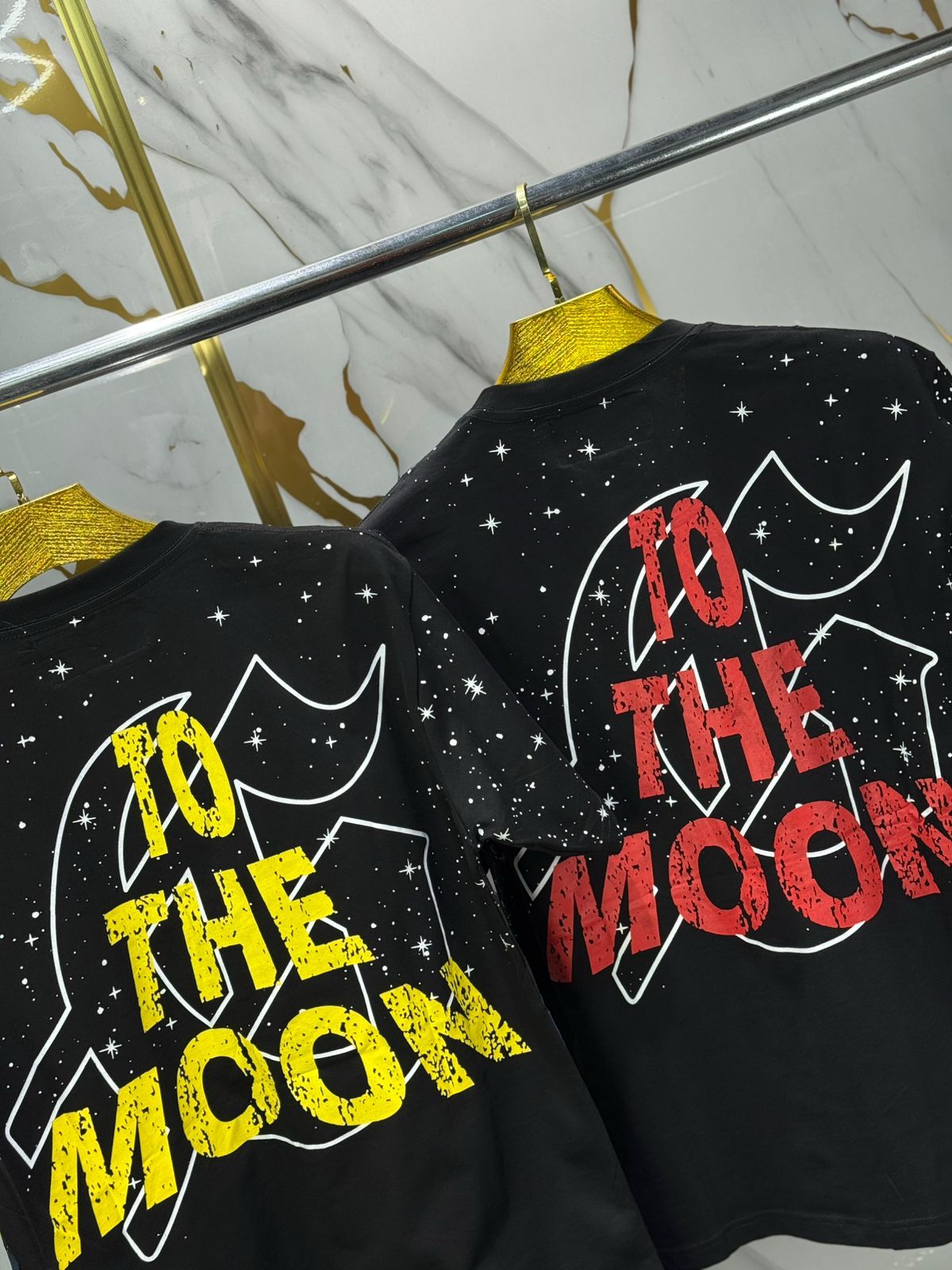 Variedad de camisetas