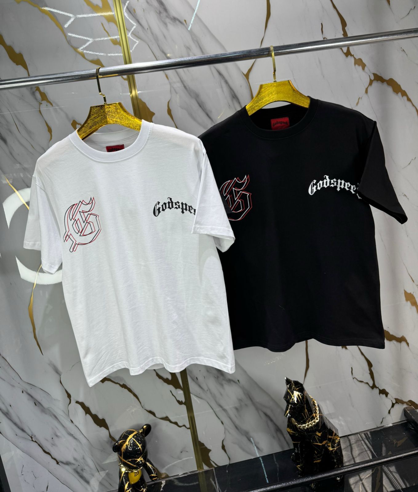 Variedad de camisetas