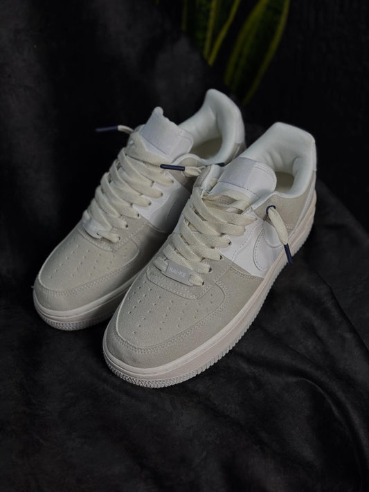 Nike Air Force one NAIKE