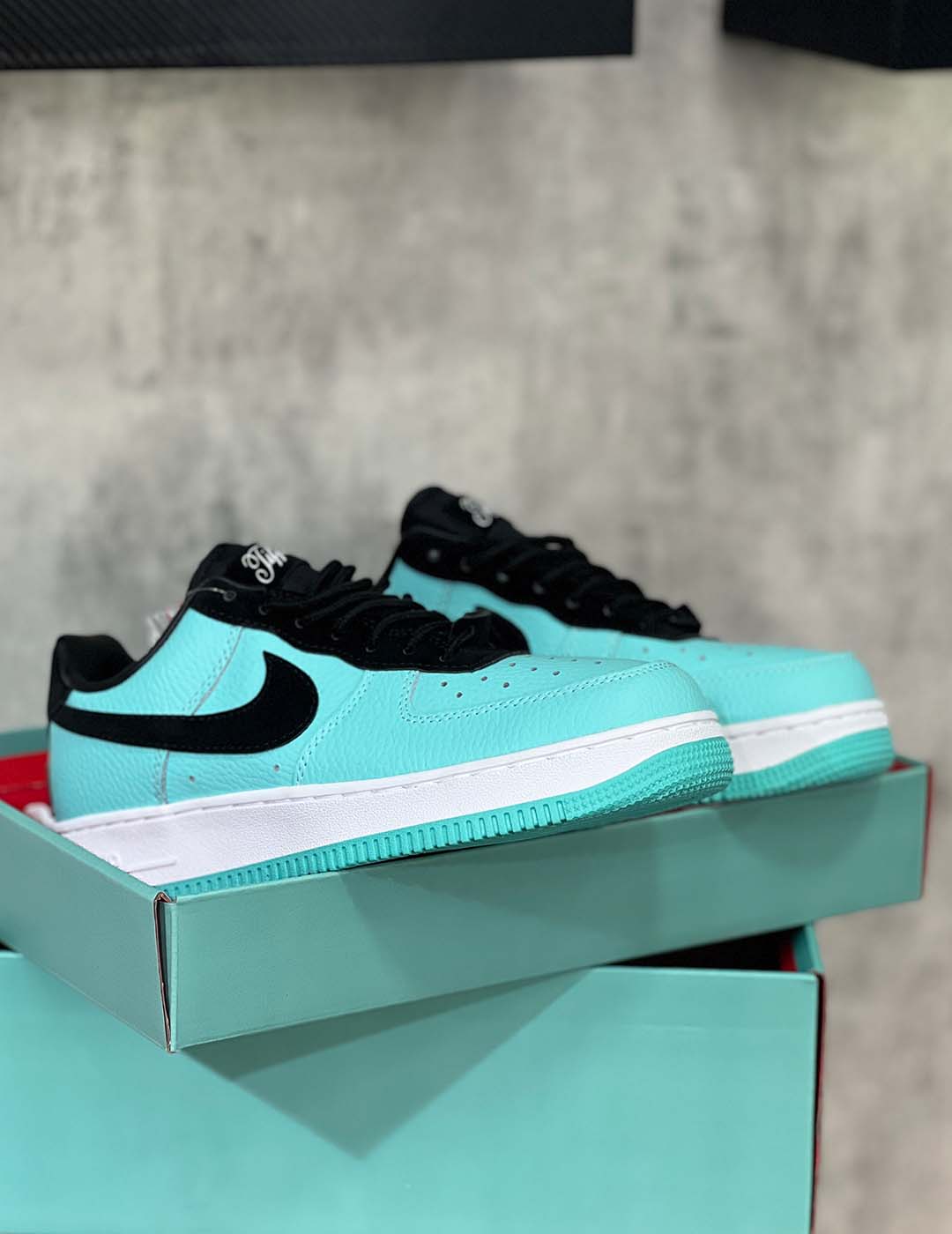 Nike Air Force 1 Tiffany