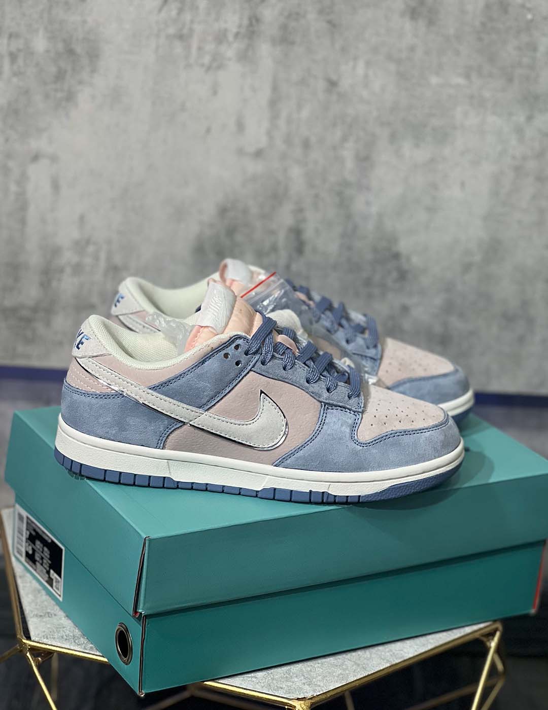 Nike SB Dunk Low Rosa