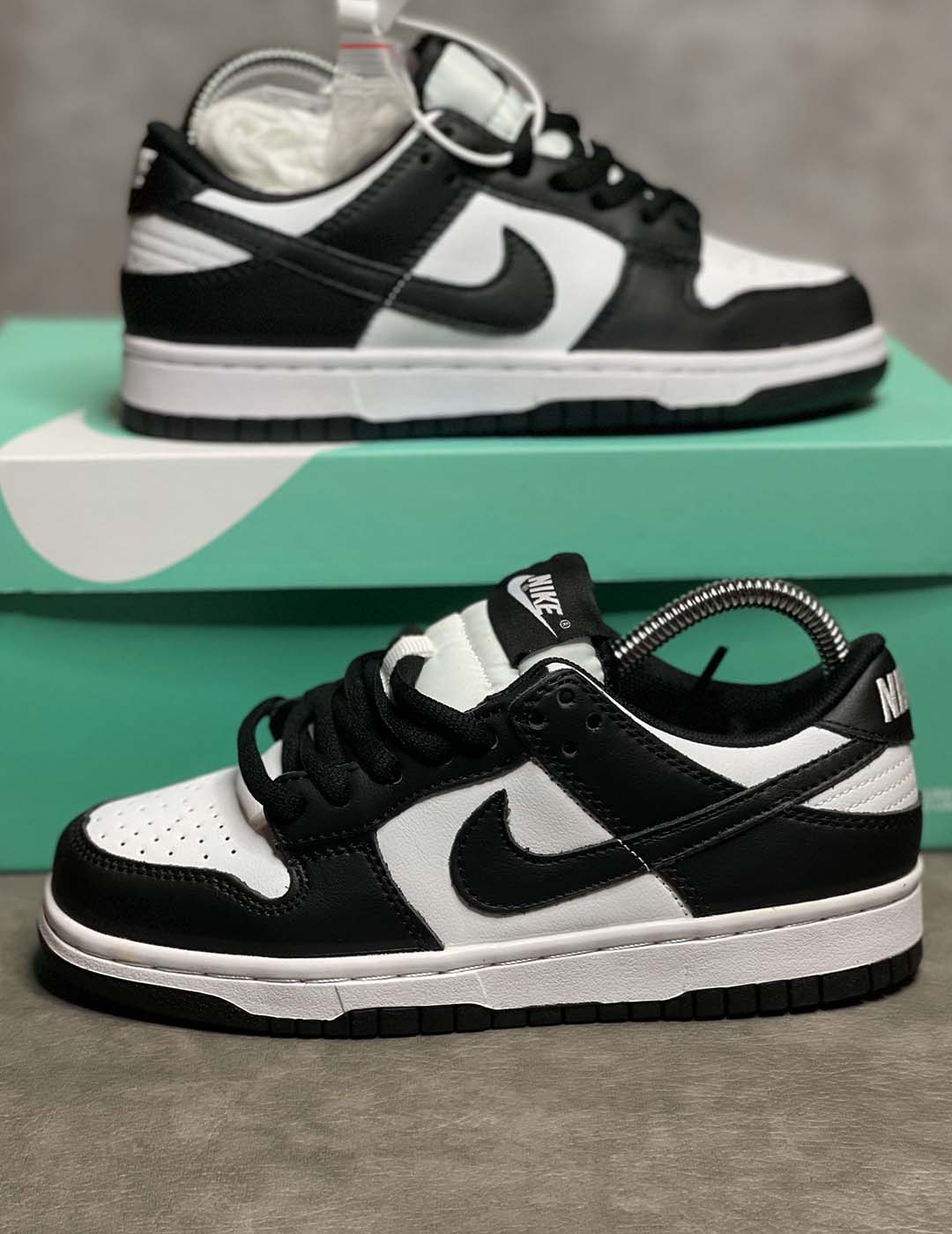 Nike SB Dunk Low Panda
