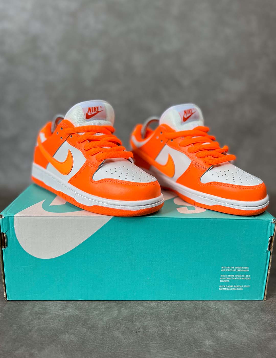 Nike SB Dunk Low 'Syracuse'