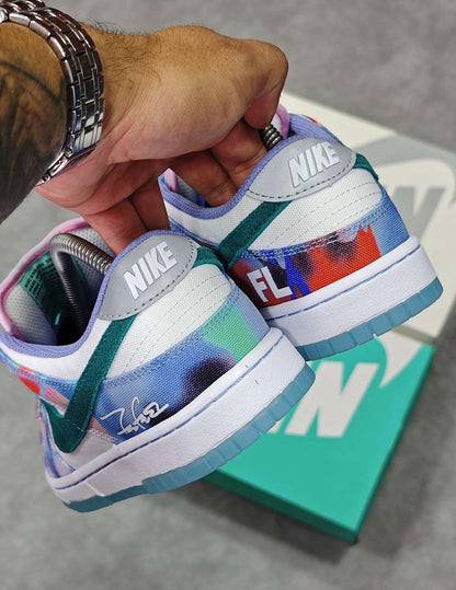 Nike SB Dunk Low Futura Laboratories