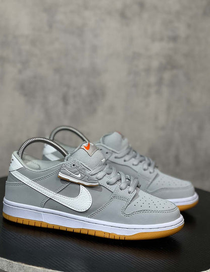 Nike SB Dunk Low Pro ISO
