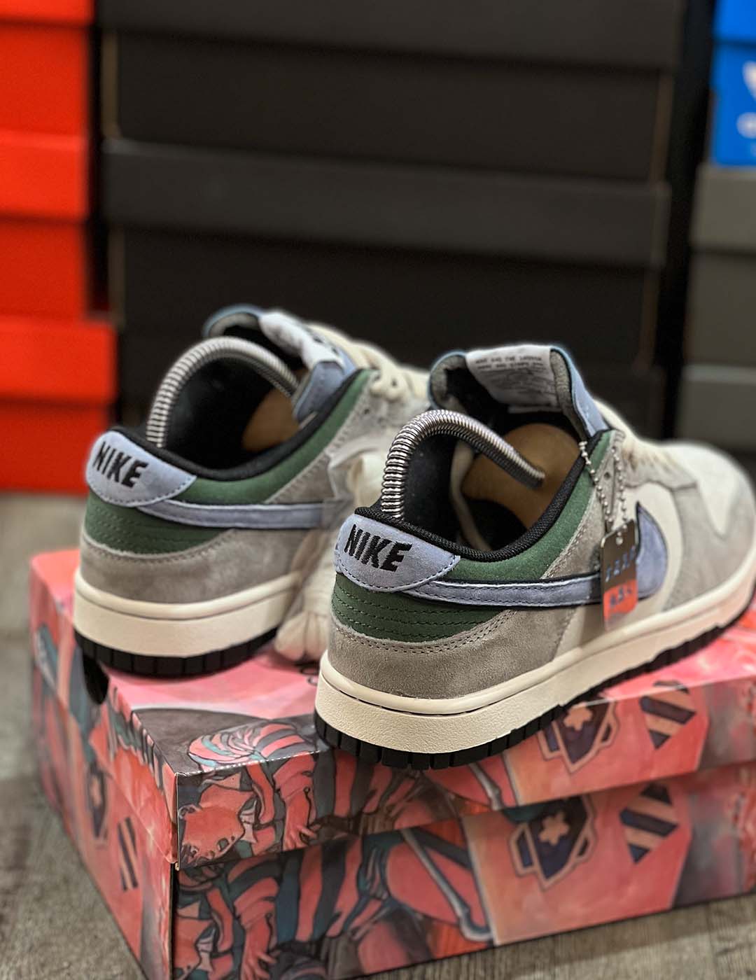 Nike SB Dunk Low x Otomo Katsuhiro