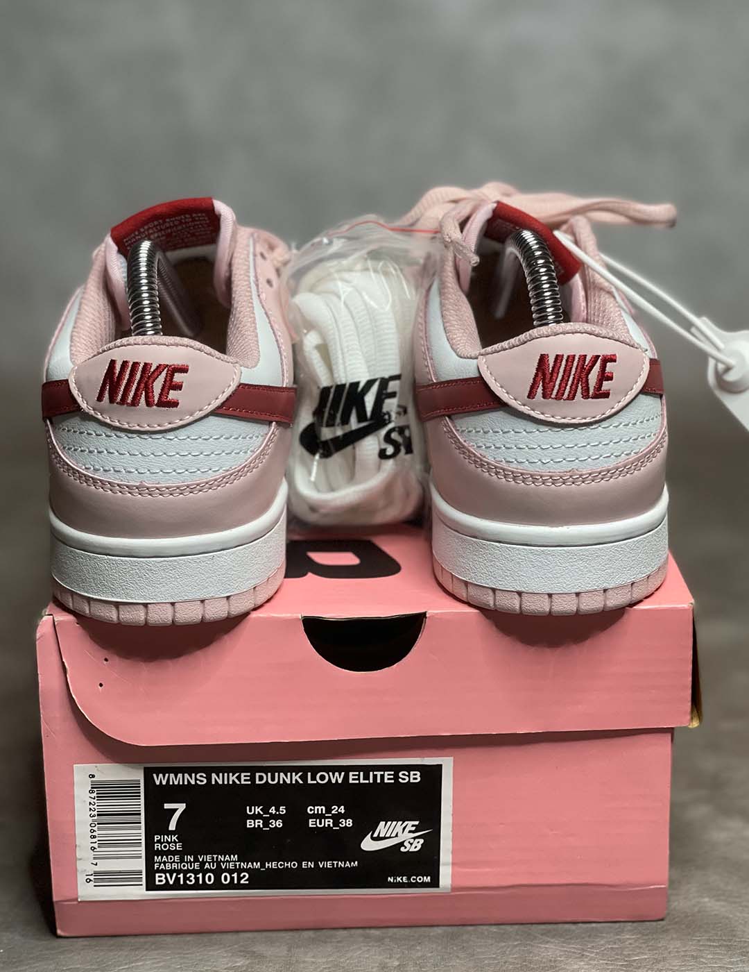 Nike SB Dunk Low Pink Cherry